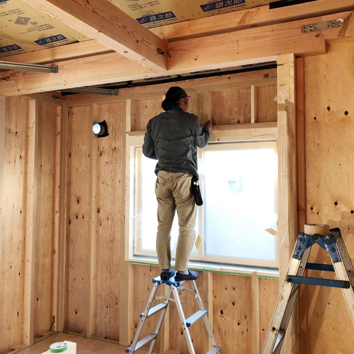 発泡ウレタン養生